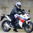 [女性ライダーの足つきチェック] CBR125R(2014年撮影)