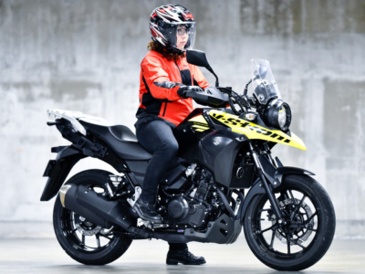 [女性ライダーの足つきチェック]V-STROM250(2018年撮影)