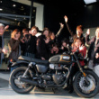 トライアンフのBonneville T100をみんなでデザイン!? トライアンフ東京1周年記念モデルをレディスバイク読者が考案♪