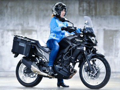 [女性ライダーの足つきチェック]VERSYS-X 250 TOURER(2018年撮影)