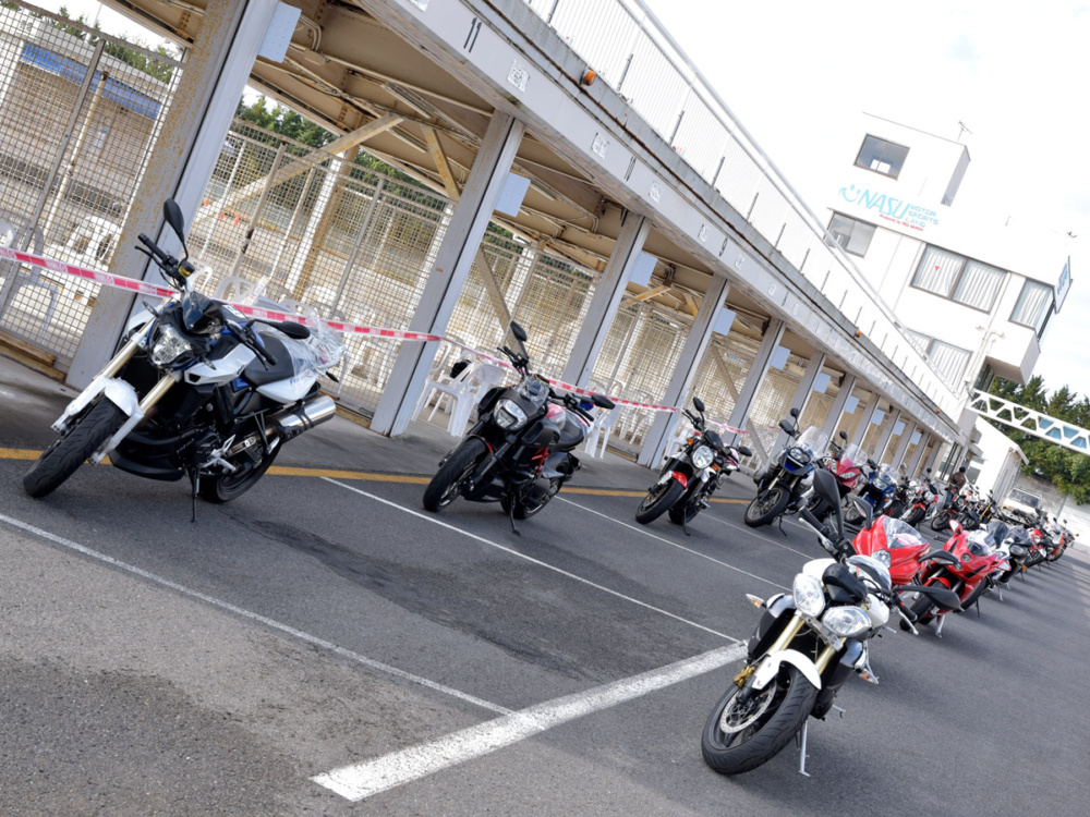チャレンジテスト 2013 Kawasaki Ninja ZX-6R | Long-Term Street Review