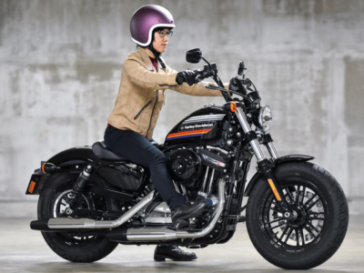 [女性ライダーの足つきチェック] XL1200XS FORTY-EIGHT SPECIAL (2018年撮影)