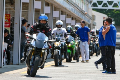 普通二輪免許でもビッグバイク試乗OK！レッドバロン“ステップアップ試乗会” 7月25・26日に開催決定