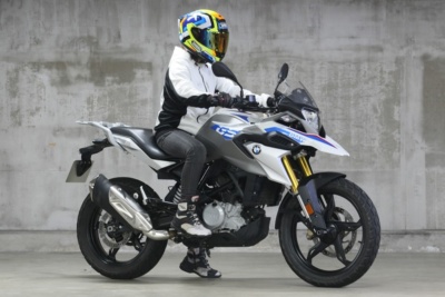 [女性ライダーの足つきチェック]G310GS(2019年撮影)