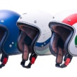 ベスパが純正ヘルメットを国内販売開始！