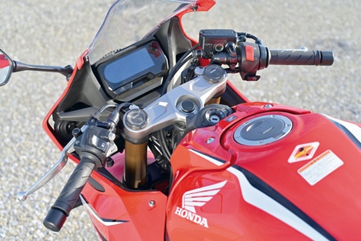 HONDA CBR650R セパレートハンドル