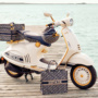 Dior & Vespa コラボスクーター「Vespa 946 Christian Dior」とアクセサリー