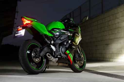 カワサキ Ninja ZX-25R SE KRT EDITION