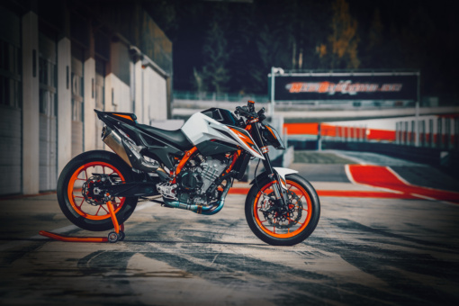 KTM 790デューク