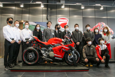 DUCATI松戸が移転リニューアルオープン！オープニングセレモニーではスーパーレッジェーラV4もお披露目