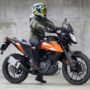 KTM 250 ADVENTURE 足つき