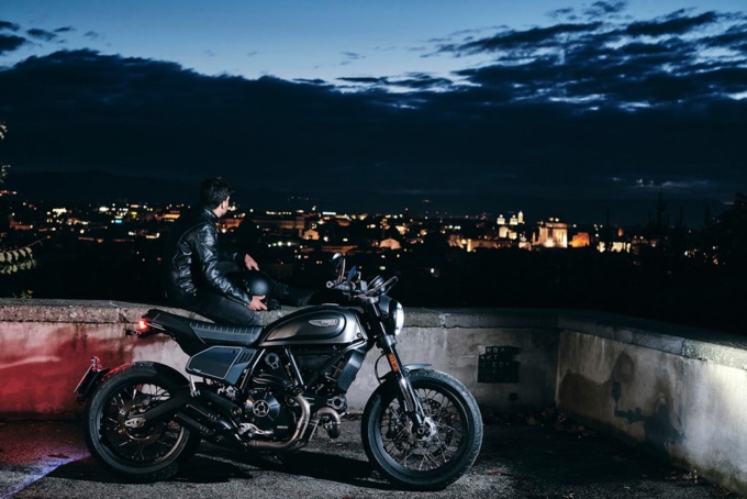 DUCATI Scrambler Nightshiftイメージ