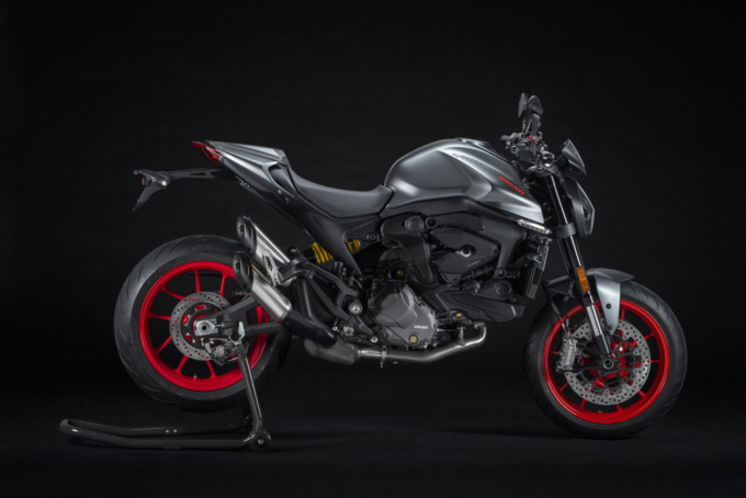 新型DUCATIモンスター