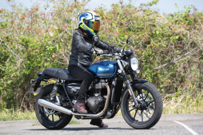 155cm女子ライダーの『少しは参考になるかも？』足つき＆プチインプレ“TRIUMPH STREET TWIN”