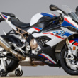 BMW・S1000RRにリコールの届け出。最悪時はエンジン内部のパーツが破損してエンジンが停止し、走行不能に至るおそれがあり