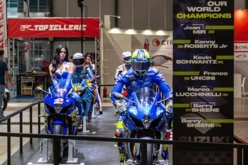 EICMA2021 スズキブース 歴代MotoGPマシン