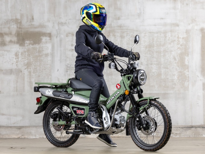 ホンダ CT125・ハンターカブ（2022年モデル）乗車姿勢