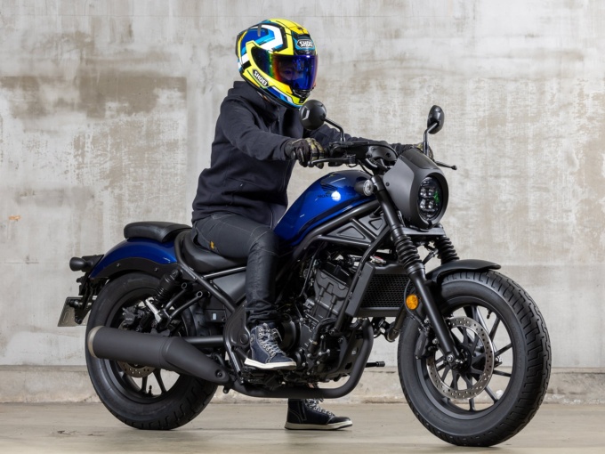 ホンダ レブル250 S エディション 乗車ポジション