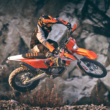 KTM 2023年エンデューロモデル 12機種発表！90年代初期のKTMエンデューロモデルを彷彿とさせるカラーリングで登場