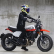 155cm小柄ライダーの足つきチェック “DUCATI SCRAMBLER URBAN MOTARD”