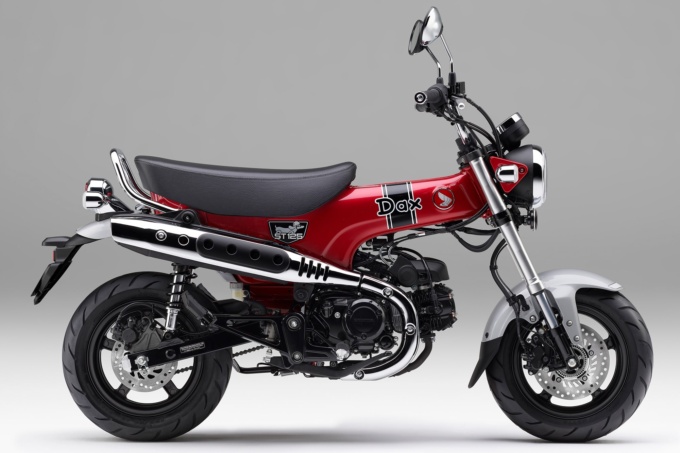 HONDA DAX125 パールネビュラレッド