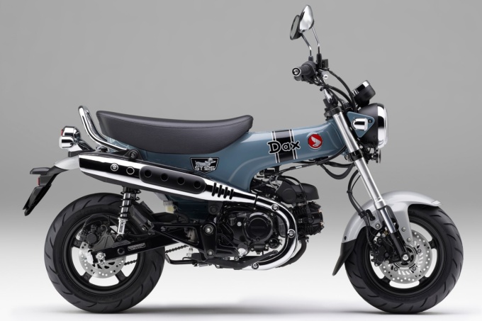 HONDA DAX125 パールカデットグレー