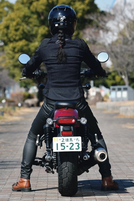 HONDA Rebel 250 S Edition（2023年モデル）足つき