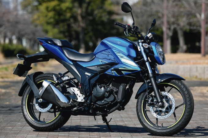 SUZUKI GIXXER（2023年モデル）7:3ビュー