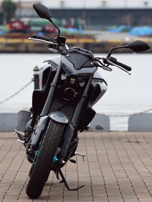 YAMAHA MT-25（2023年モデル）フロントビュー